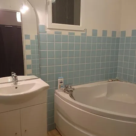 Habitación en casa particular Aux Portes De Laval